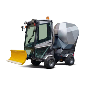 Multi Functional Diesel Use Driving Type Road Sweeper