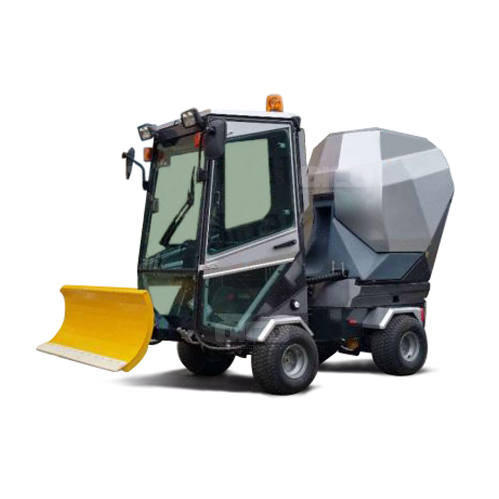 Multi Functional Diesel Use Driving Type Road Sweeper