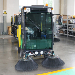  Multi-Functional Diesel Sweeper